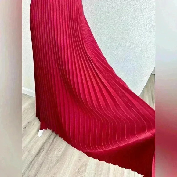 Chicwish Dancing Till Dawn Off-Shoulder Pleated Maxi Dress In Wine Size XS/S - Picture 9 of 14